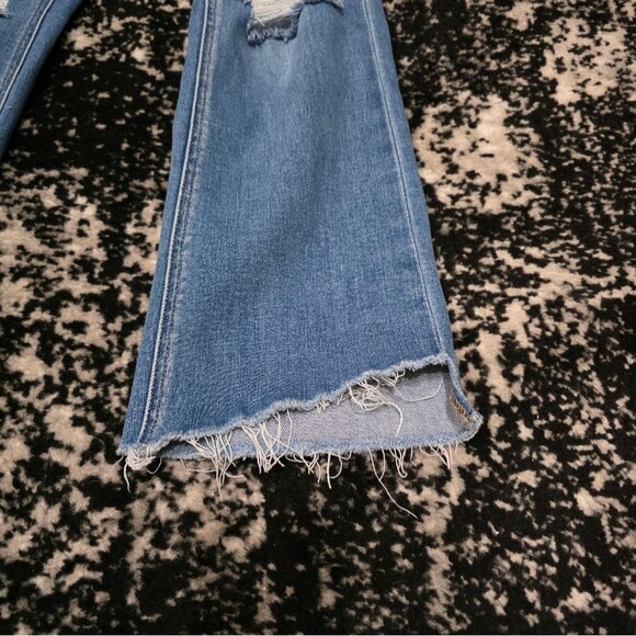 Vervet Medium Wash Distressed Ankle Kick Flare Jeans Size 27 FORGET RAW STEP Hem - Picture 9 of 11